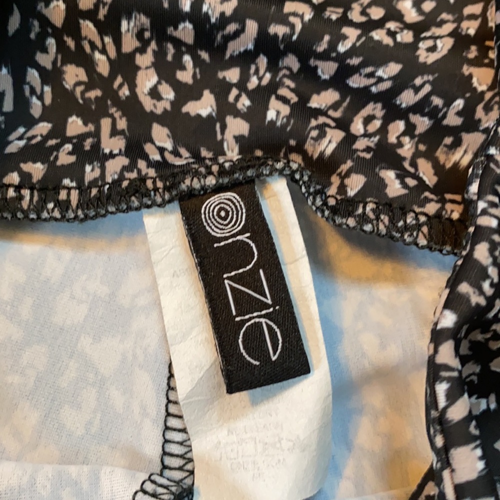Onzie Bike Shorts - Picture 4 of 4